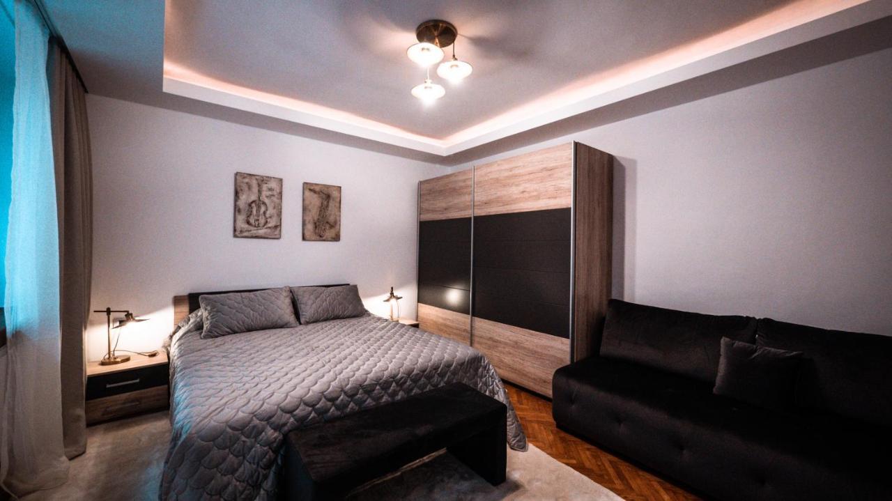 La Garcon Apartamento Braşov Exterior foto