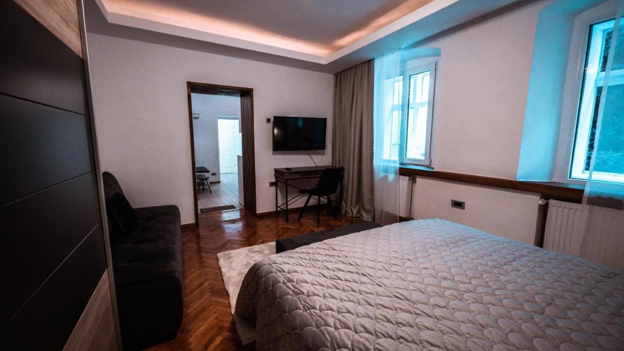 La Garcon Apartamento Braşov Exterior foto
