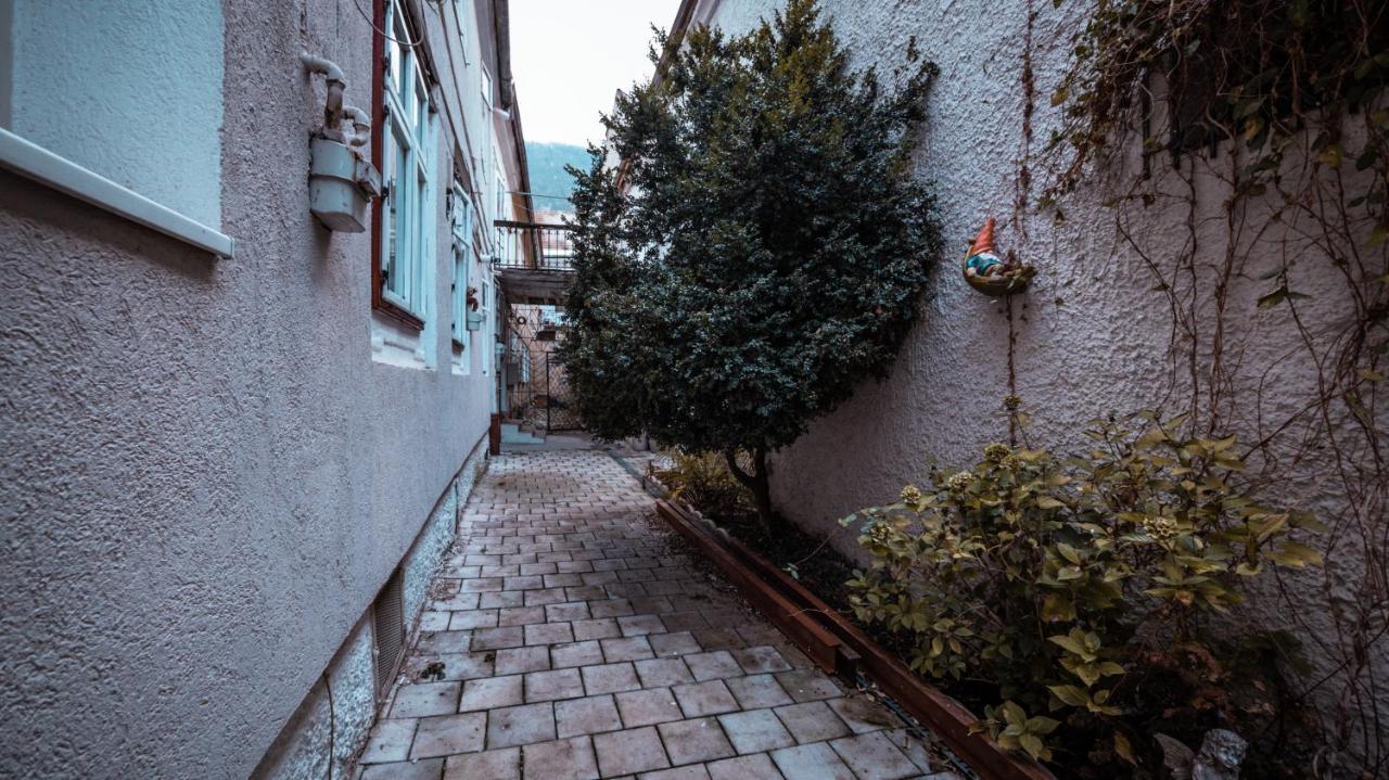 La Garcon Apartamento Braşov Exterior foto